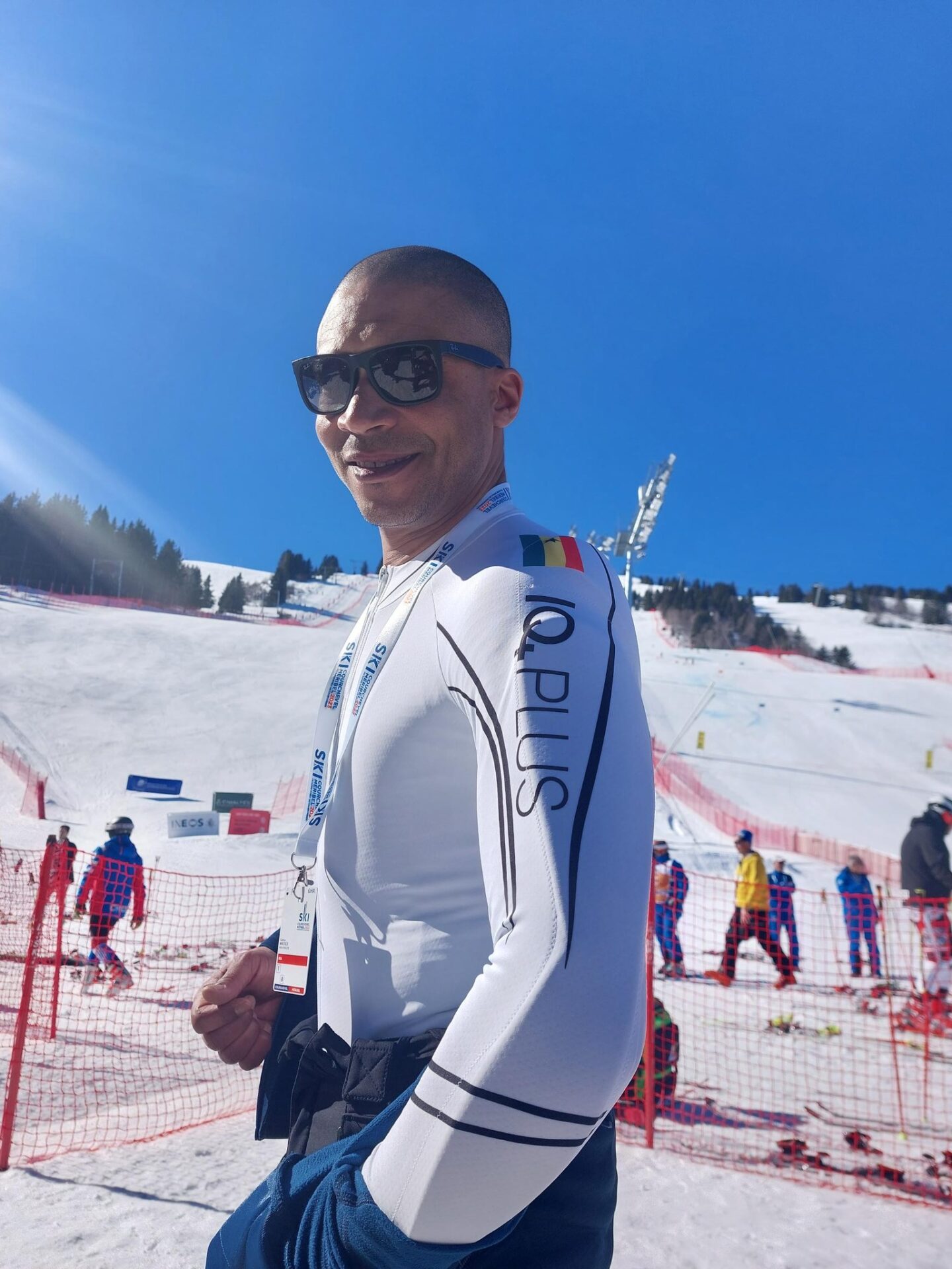 Dieses Bild hat ein leeres Alt-Attribut. Der Dateiname ist Bild_TeamGhana_Homepage-1-1440x1920.jpg